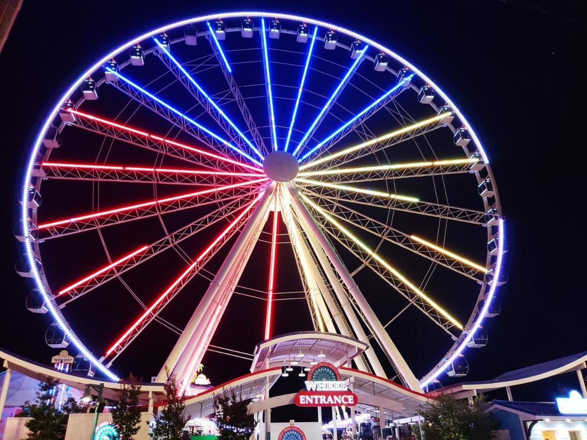 Whispering Winds, Hot Tub, Game Room, Wifi, 1089 Free Tickets Each Paid Day, Dollywood And More Gatlinburg Exterior foto