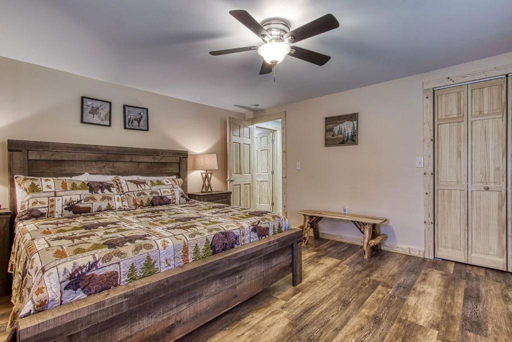 Whispering Winds, Hot Tub, Game Room, Wifi, 1089 Free Tickets Each Paid Day, Dollywood And More Gatlinburg Exterior foto