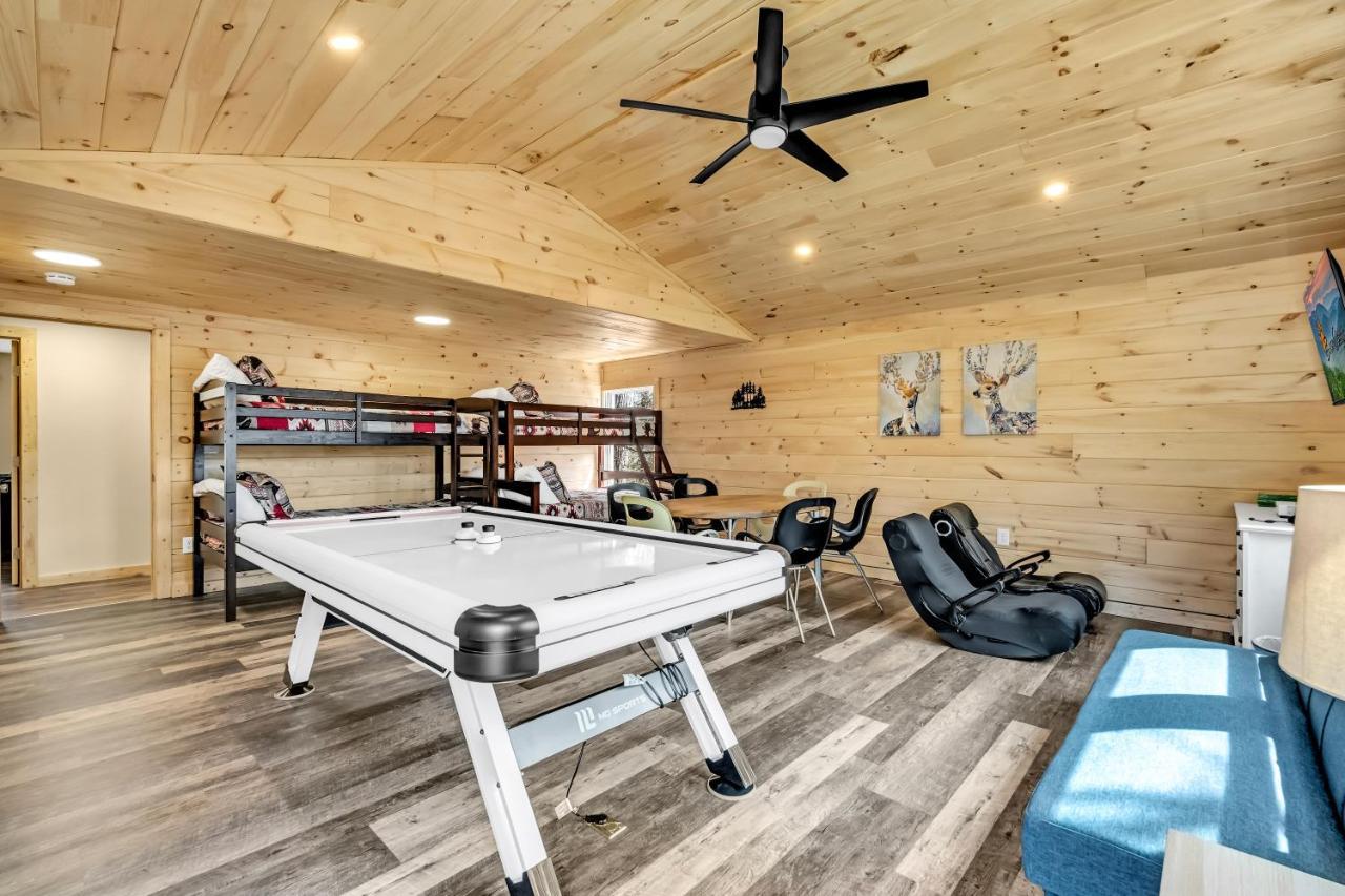 Whispering Winds, Hot Tub, Game Room, Wifi, 1089 Free Tickets Each Paid Day, Dollywood And More Gatlinburg Exterior foto