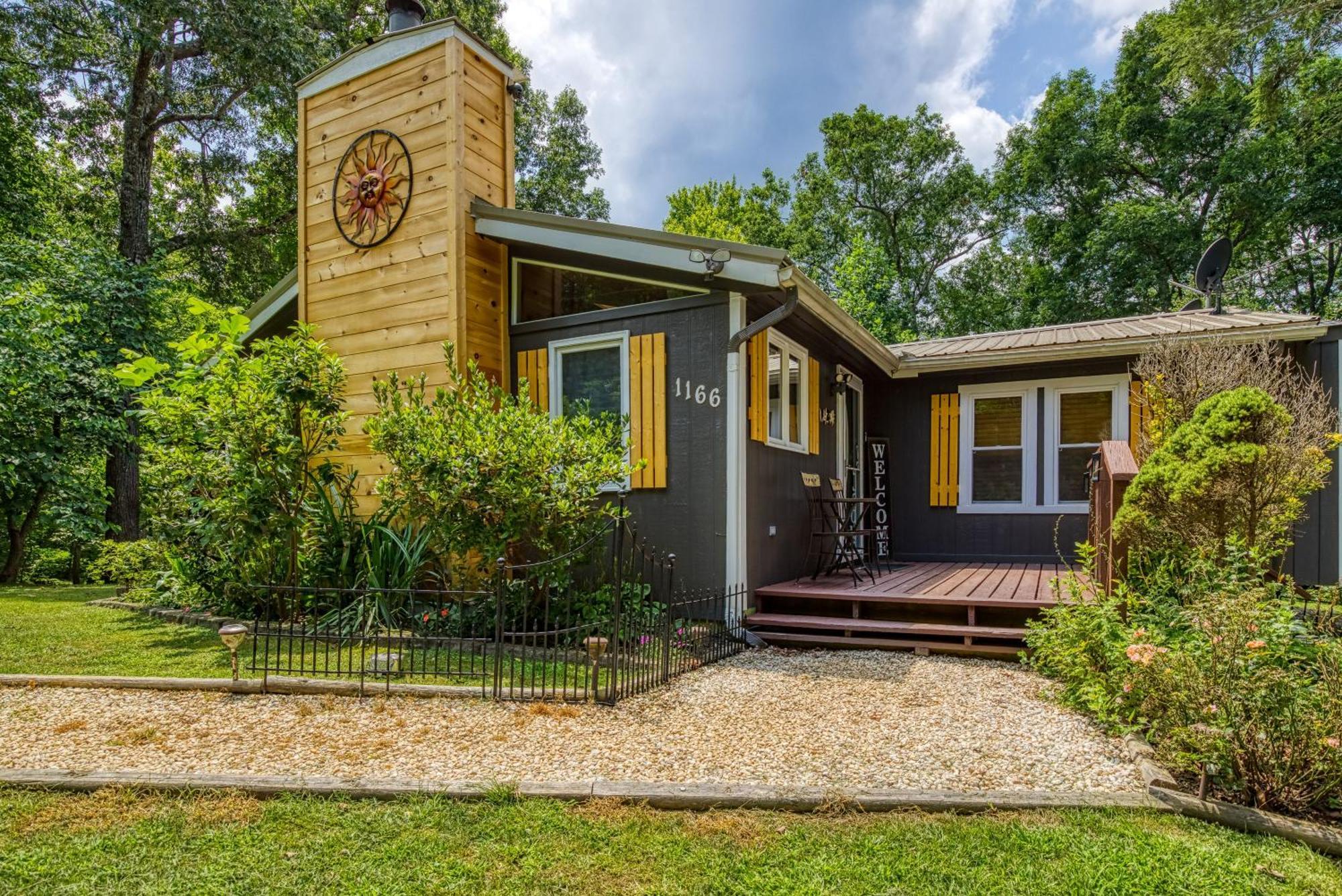 Whispering Winds, Hot Tub, Game Room, Wifi, 1089 Free Tickets Each Paid Day, Dollywood And More Gatlinburg Exterior foto